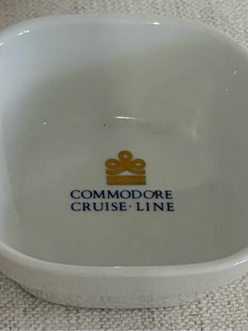 Vtg Commadore Cruise Line Ashtray Marked 1271 Figgjo Norway White Gold Insignia